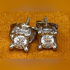 KAY JEWELERS :: EARRINGS